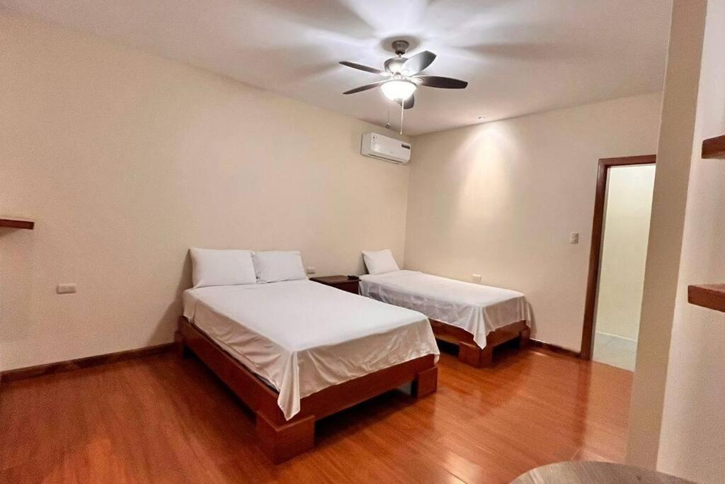 Apartament Pinzones Retreat Puerto Baquerizo Moreno Zewnętrze zdjęcie